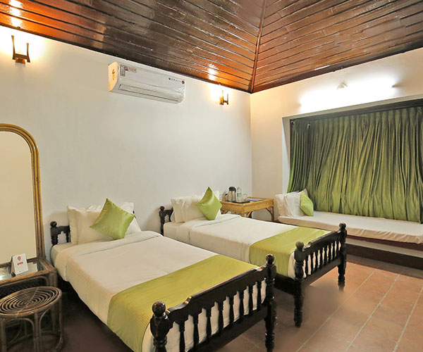ac rooms in alleppey